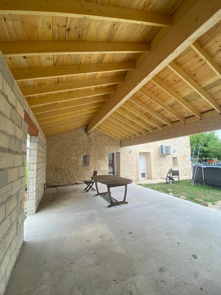 Agrandissement terrasse couverte